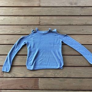 Off the shoulder long sleeve top